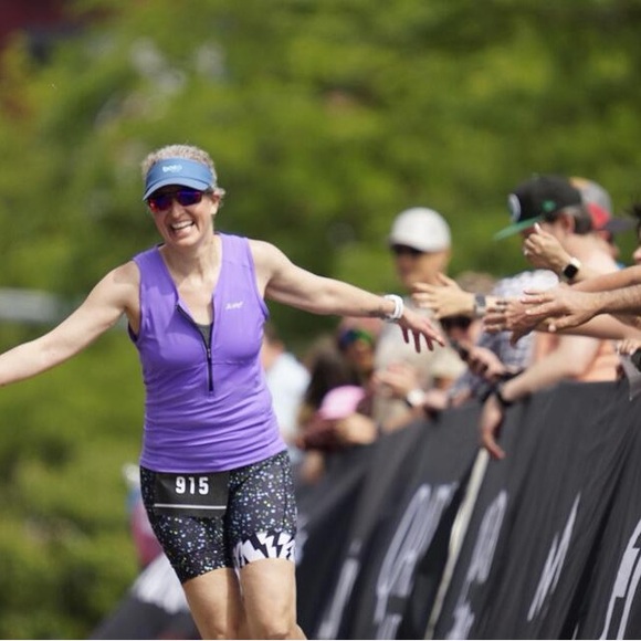 Meet your Posher, Christina - Picture 2 of 3